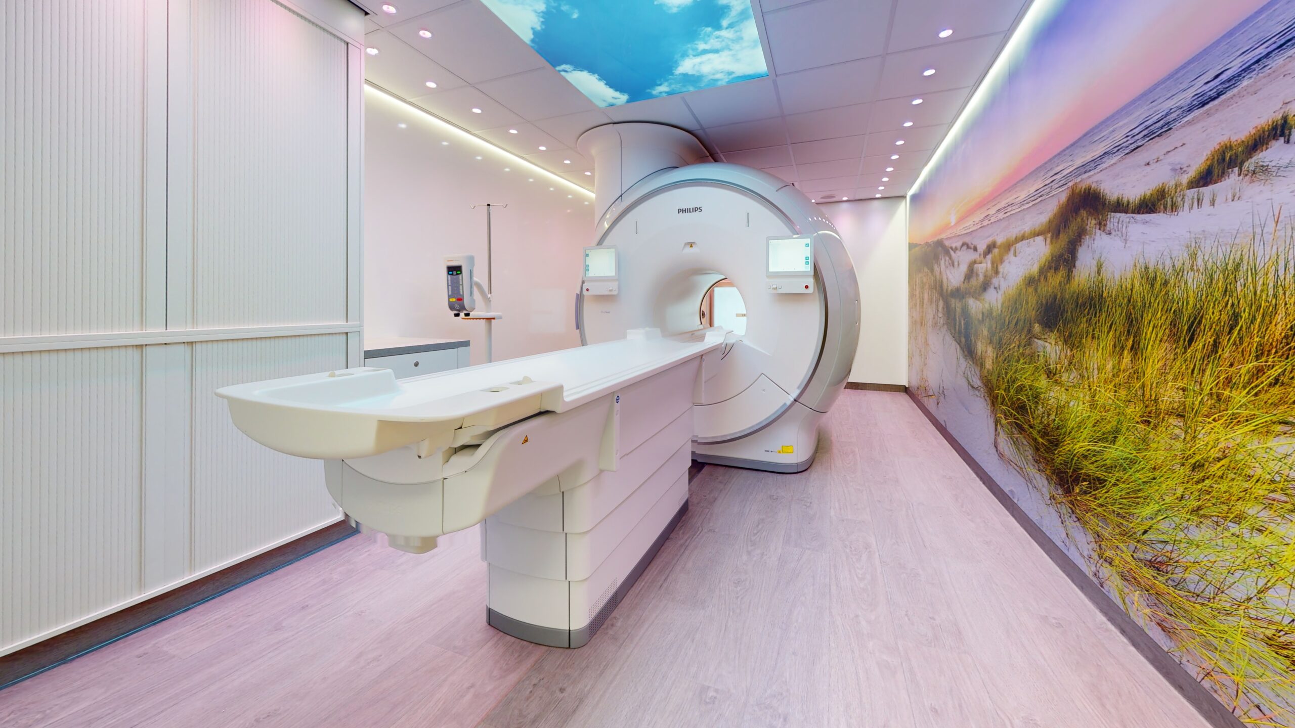 Hybrid MRI accommodation